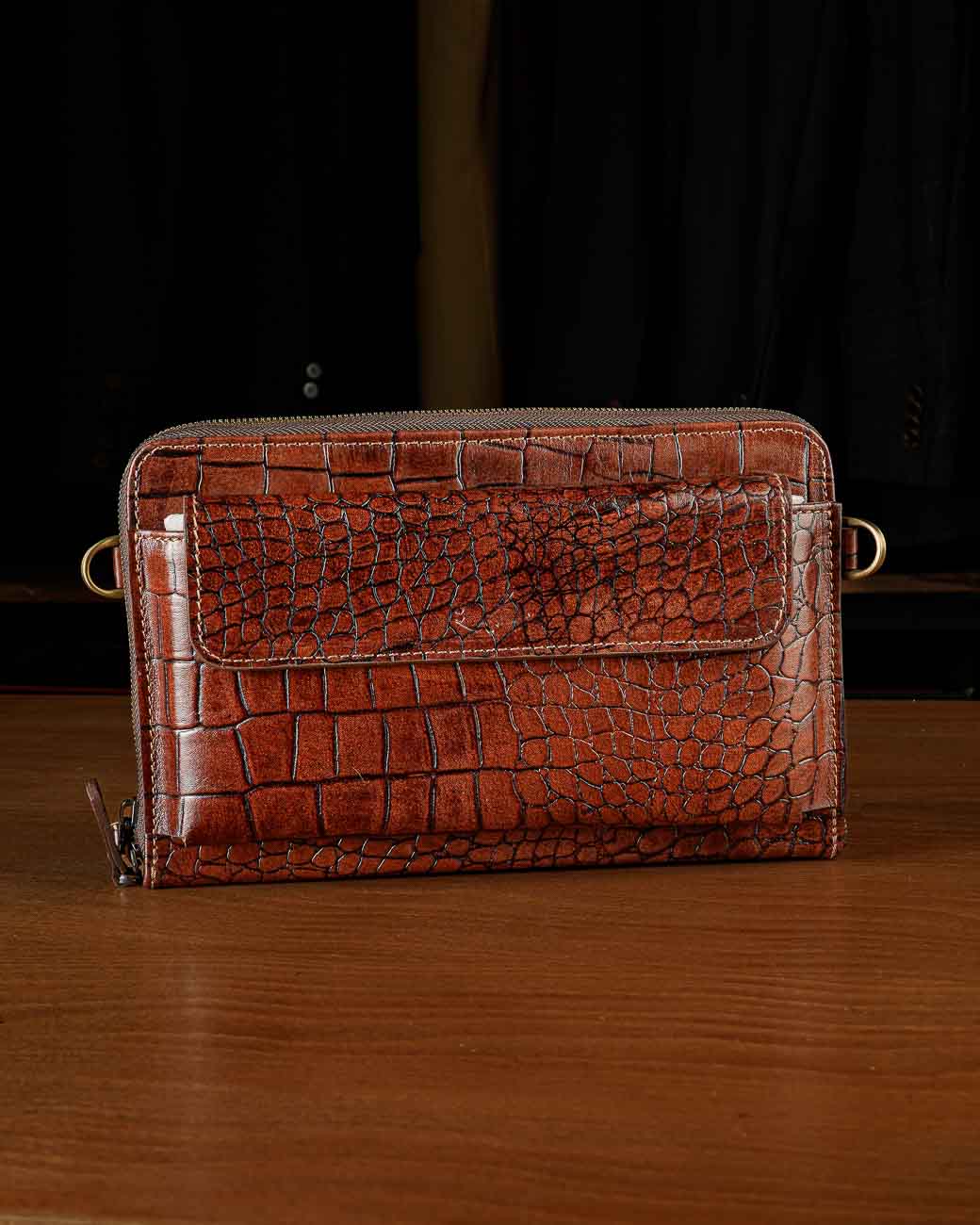 کیف دستی برسا قهوه ای تیره خشتی